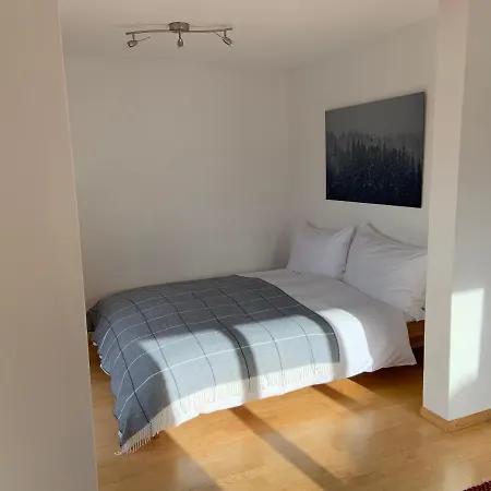 מלון דירות Waldheim Pension Laax Wohnung