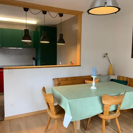Aparthotel Waldheim Pension Laax Wohnung *