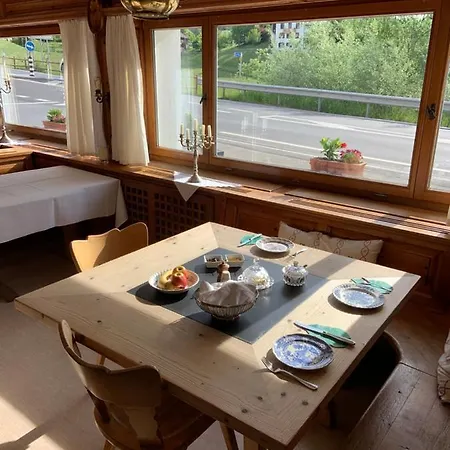 Aparthotel Waldheim Pension Laax Wohnung Laax